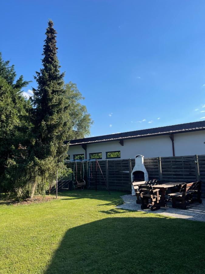 Haus Zum Glueck Reifnitz Exterior foto